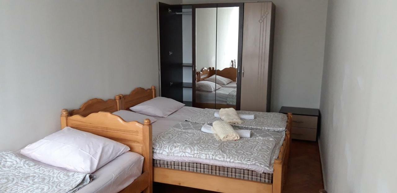 Naira Apartment Batumi Eksteriør bilde